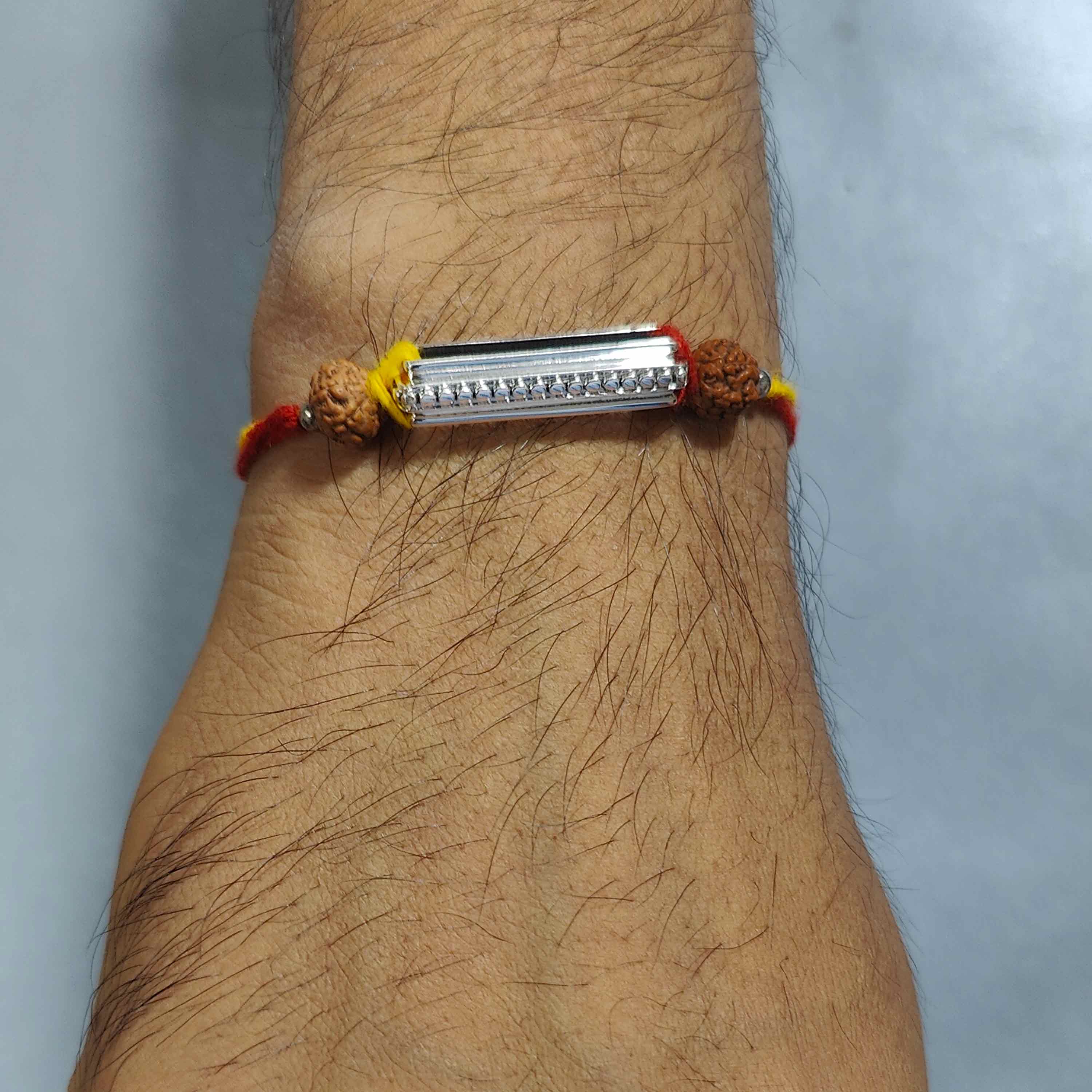 Deco Rava Silver Floating Pendant Moli Rakhi