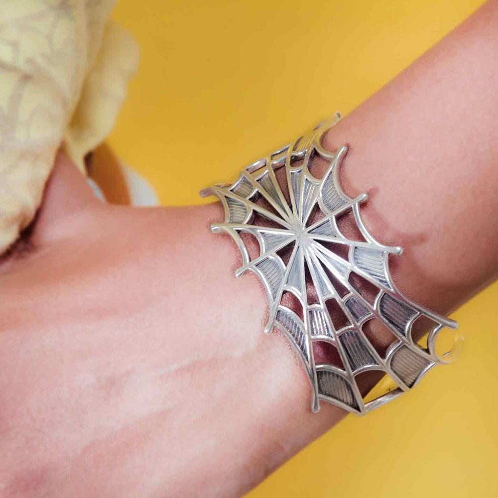 Fourseven Web of Life Cuff Bangle B-179-PL-S Base-Image
