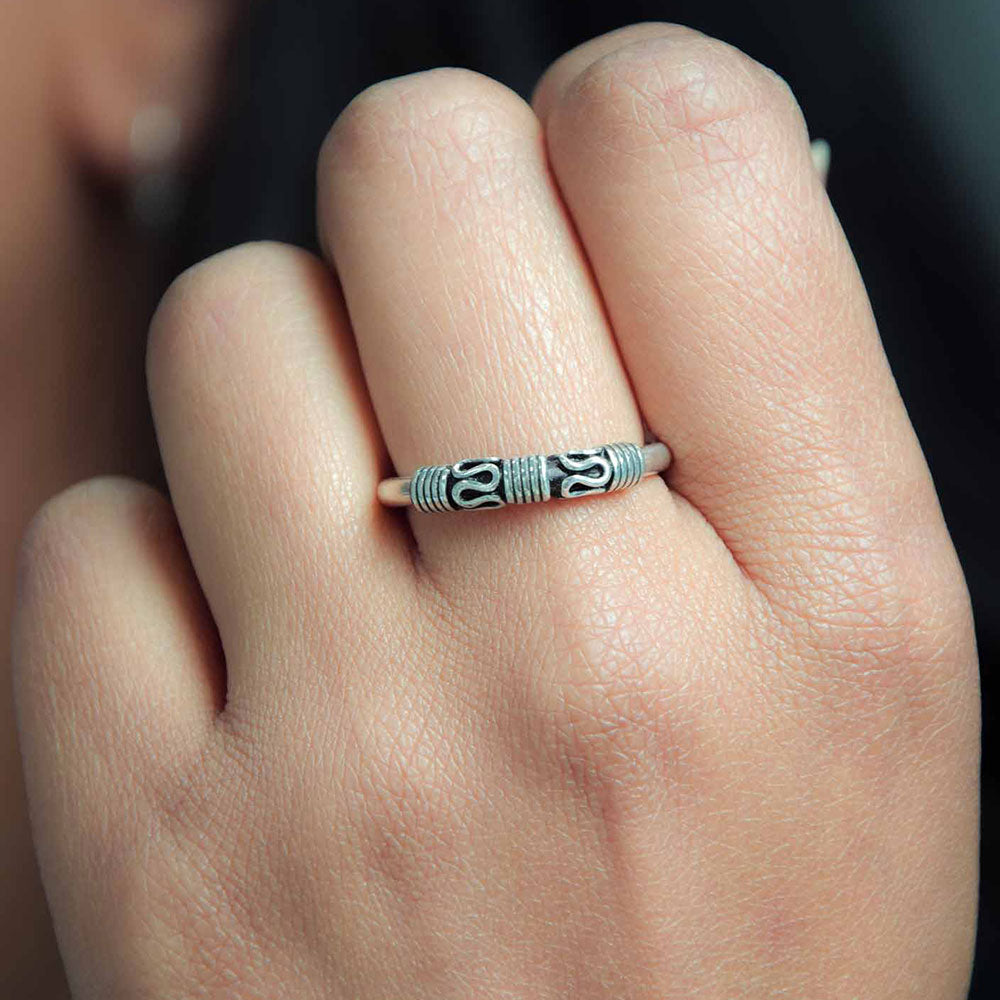 Lines Above the Curve Silver Ring -14