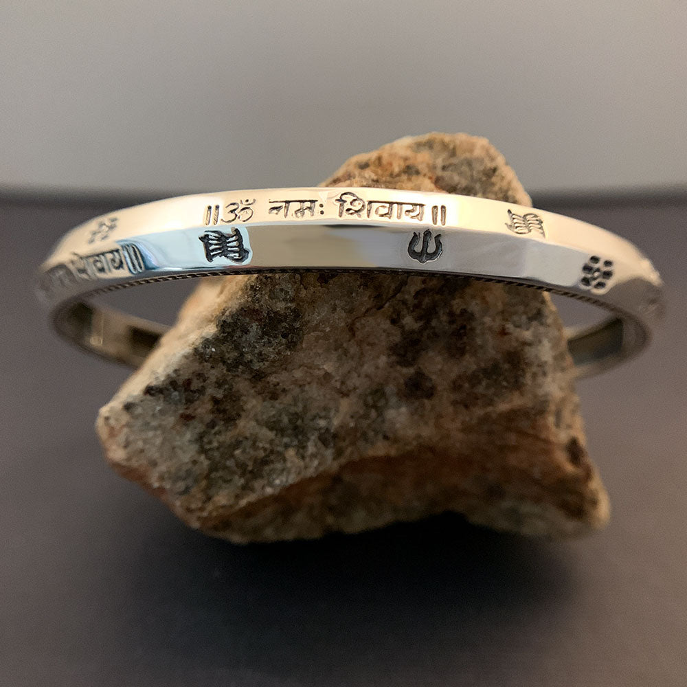 Om Namah Shivaya Shubhankit Silver Kada Bangle-2-12