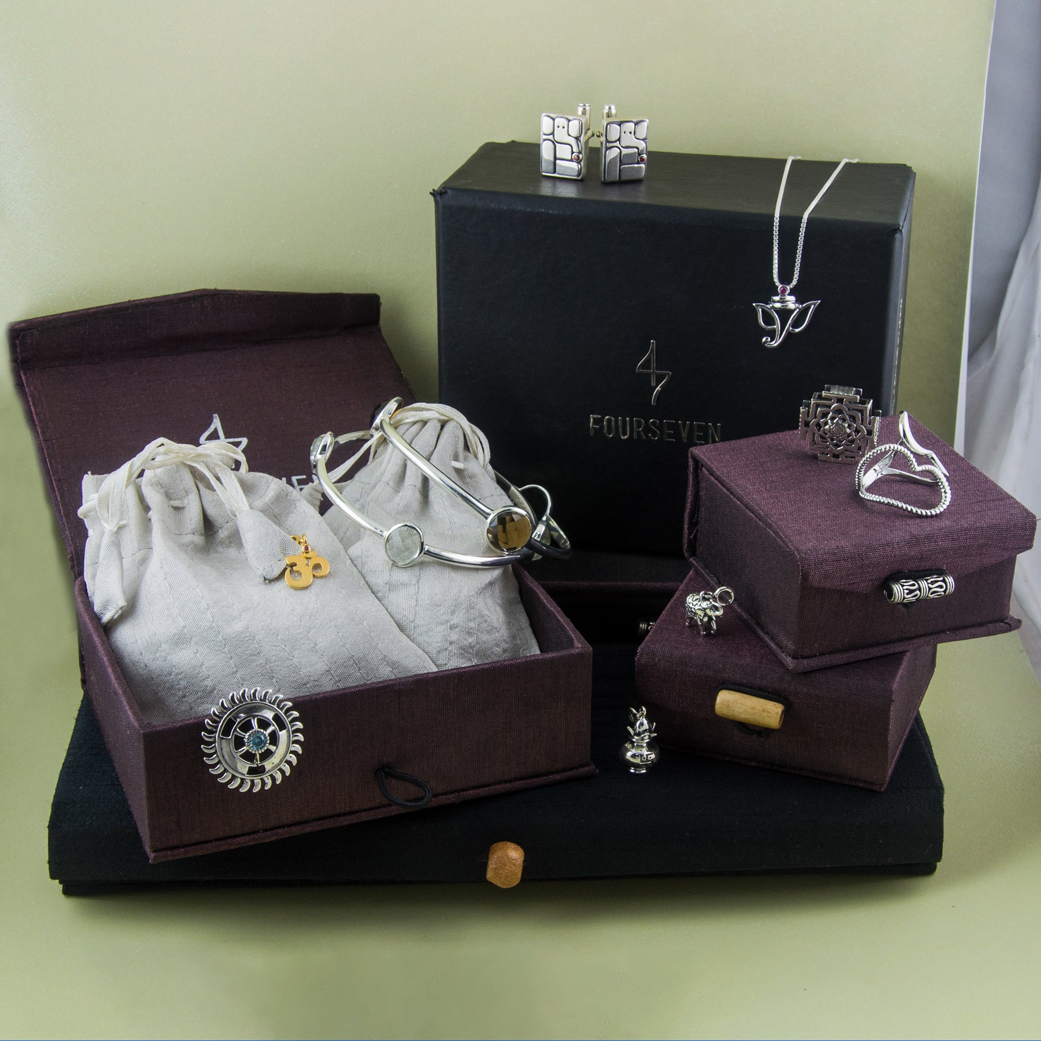 Fourseven Silver Gifts Collection