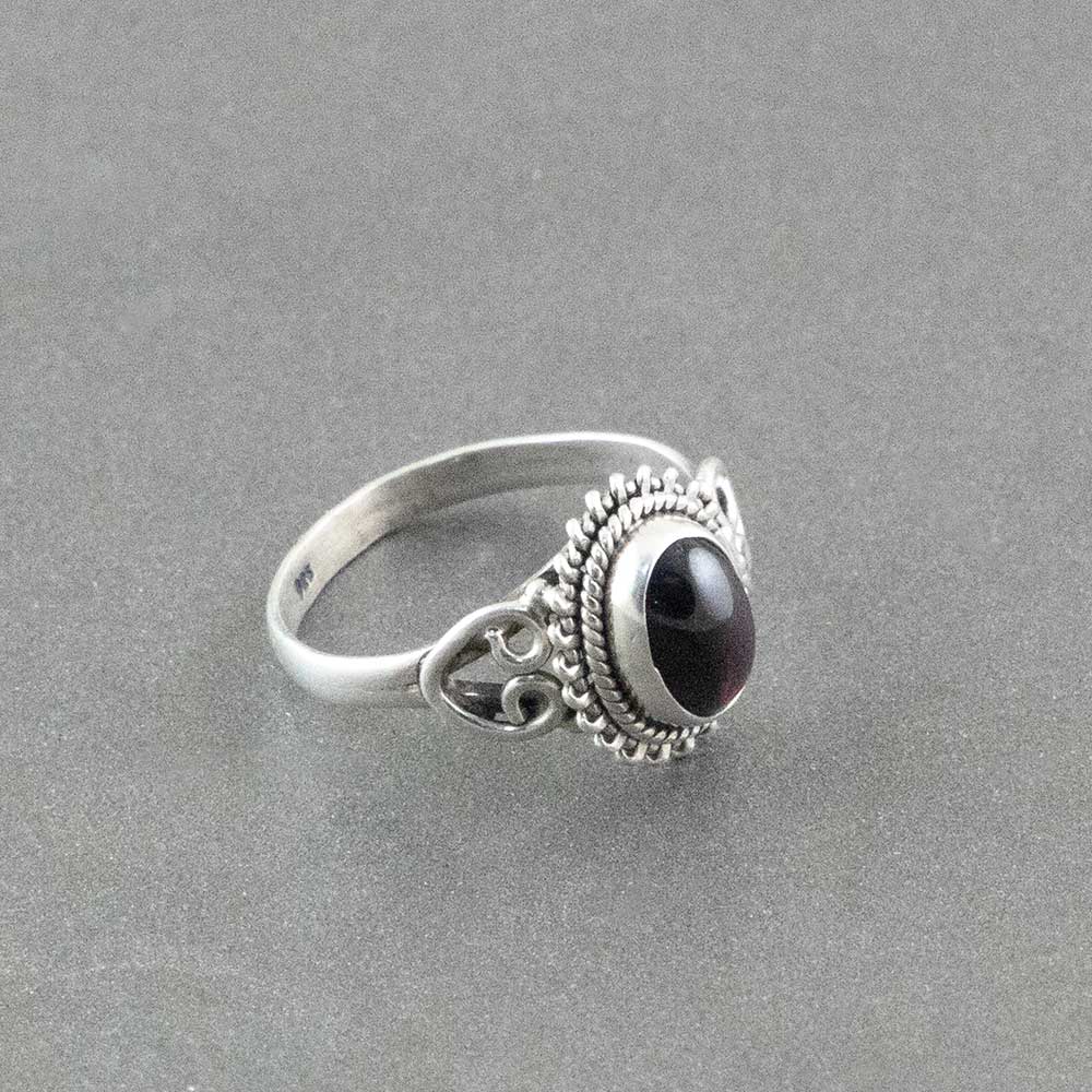 Praarambha Minimalist Hero Stone Silver Ring in Garnet-16