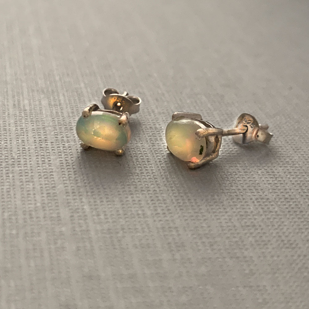 Glowing Opal Silver Prong Stud Earrings